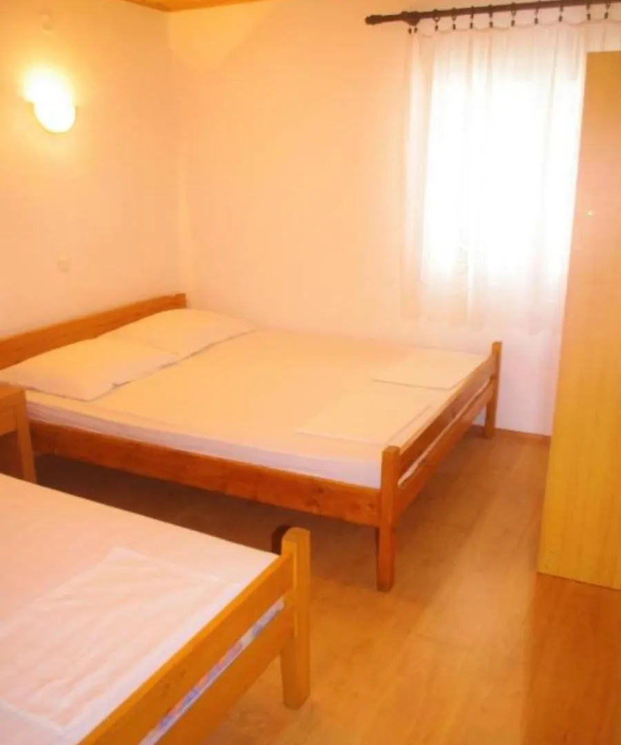 Gama 2 Apartment Vir